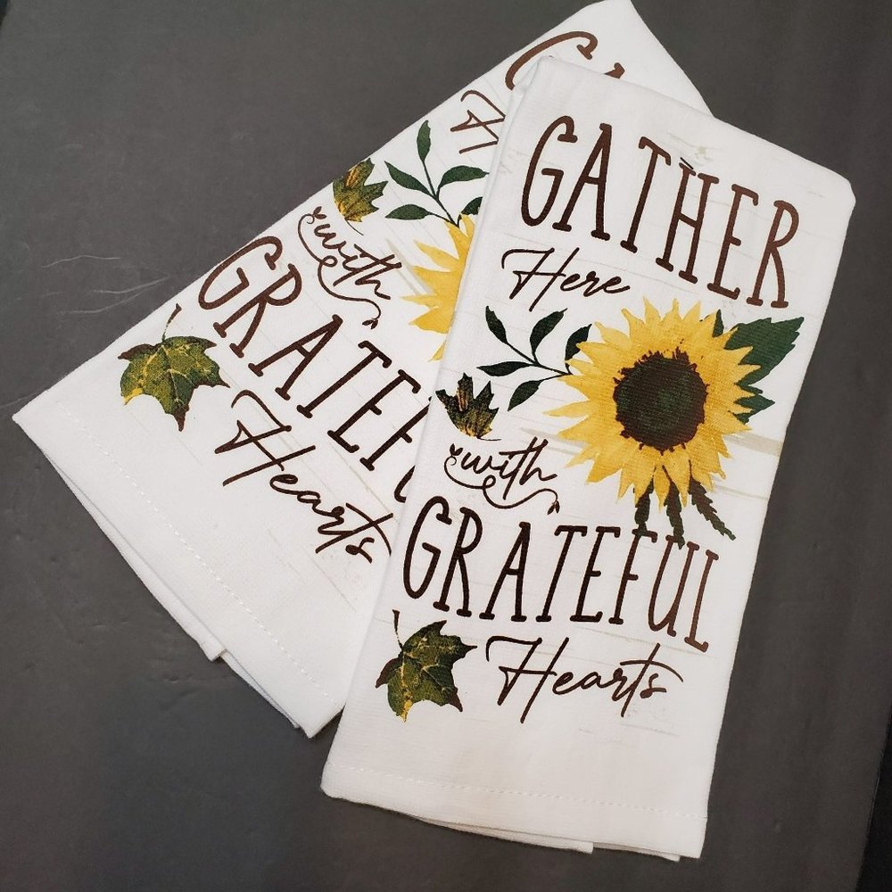 Cuisinart Kitchen Towels, set of 2, Sunflower Tea Towel Fall Thanksgiving NEW